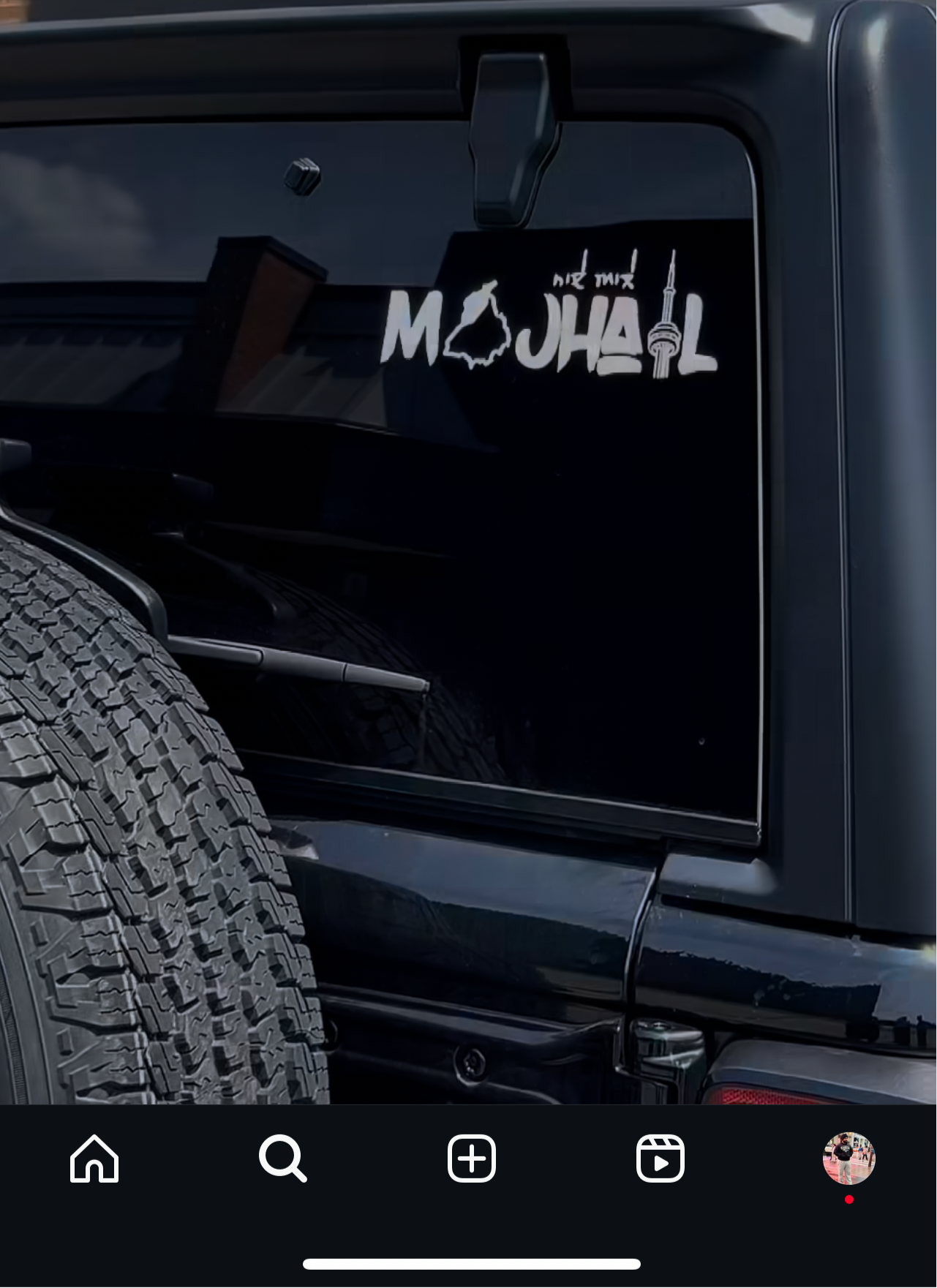 Majhail Cn tower stiker